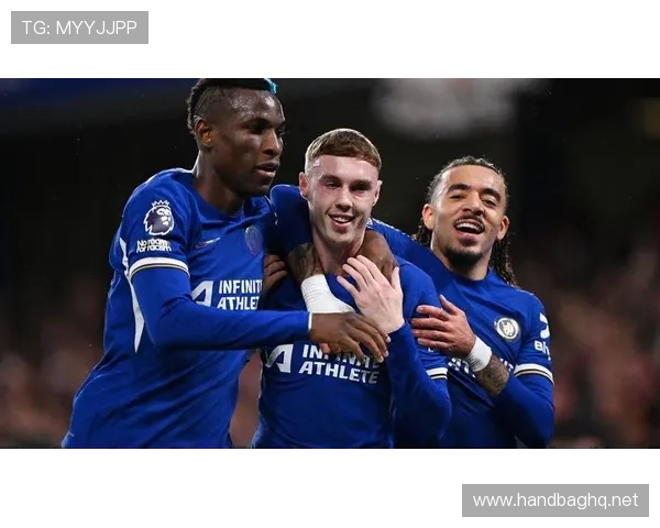 切尔西中场组织问题显现，控场能力下滑影响球队近期表现